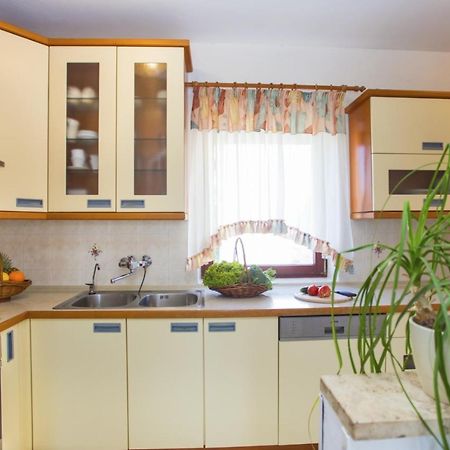 Holiday Home Elvis, Village Kujici Hreljići Εξωτερικό φωτογραφία