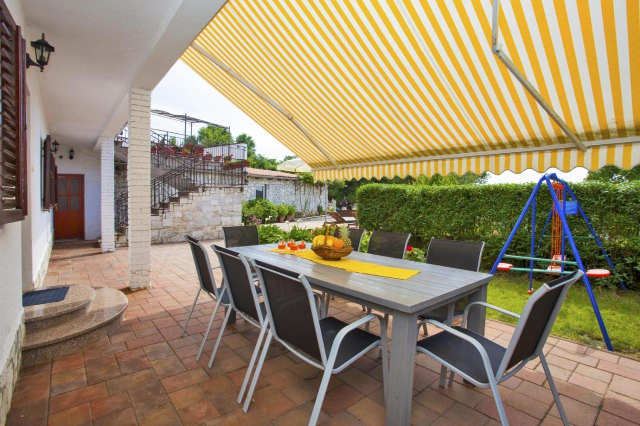 Holiday Home Elvis, Village Kujici Hreljići Εξωτερικό φωτογραφία