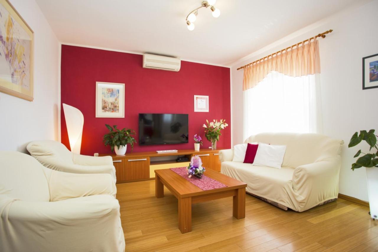 Holiday Home Elvis, Village Kujici Hreljići Εξωτερικό φωτογραφία